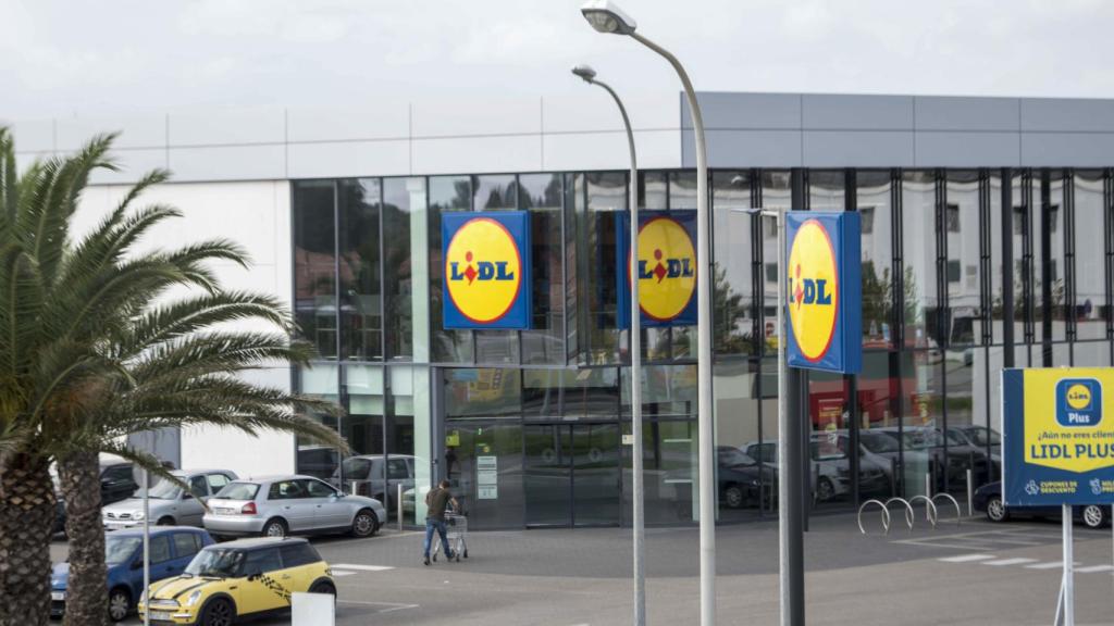 Fachada Lidl.