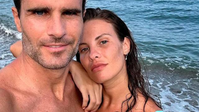 Jessica Bueno junto a Pablo Marqués.