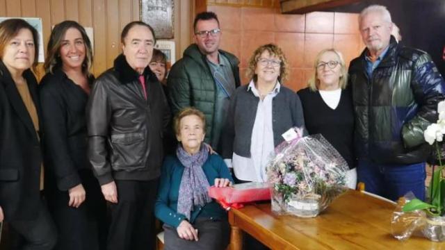 Josefa Barriba hace la tortilla favorita de Amancio Ortega en su restaurante: cuesta 20 €