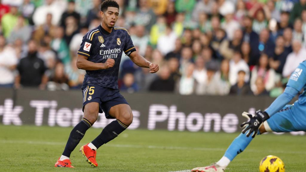 Bellingham define ante Rui Silva.