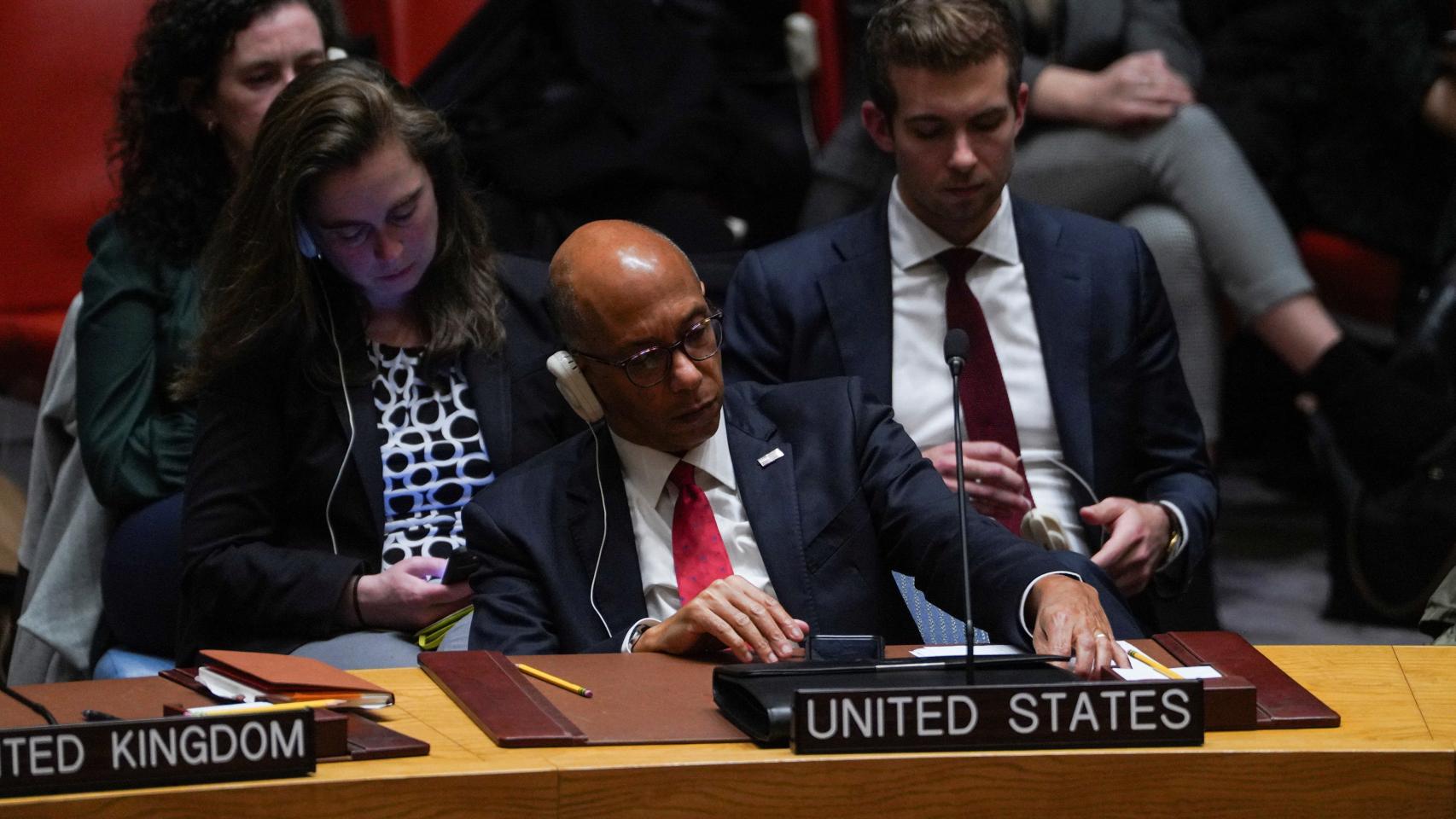 Robert A. Wood, Representante Alterno de Estados Unidos para Asuntos Políticos Especiales en la ONU.