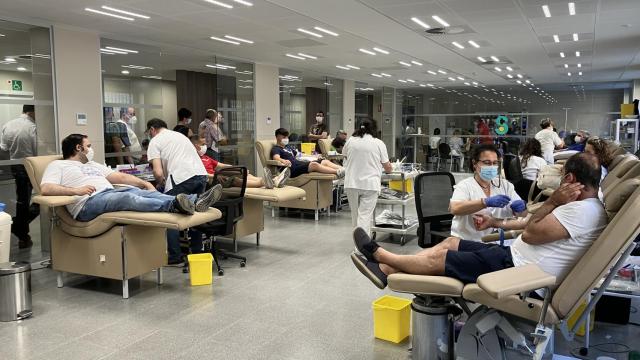 Donantes de sangre en el Centro Regional de Transfusión.