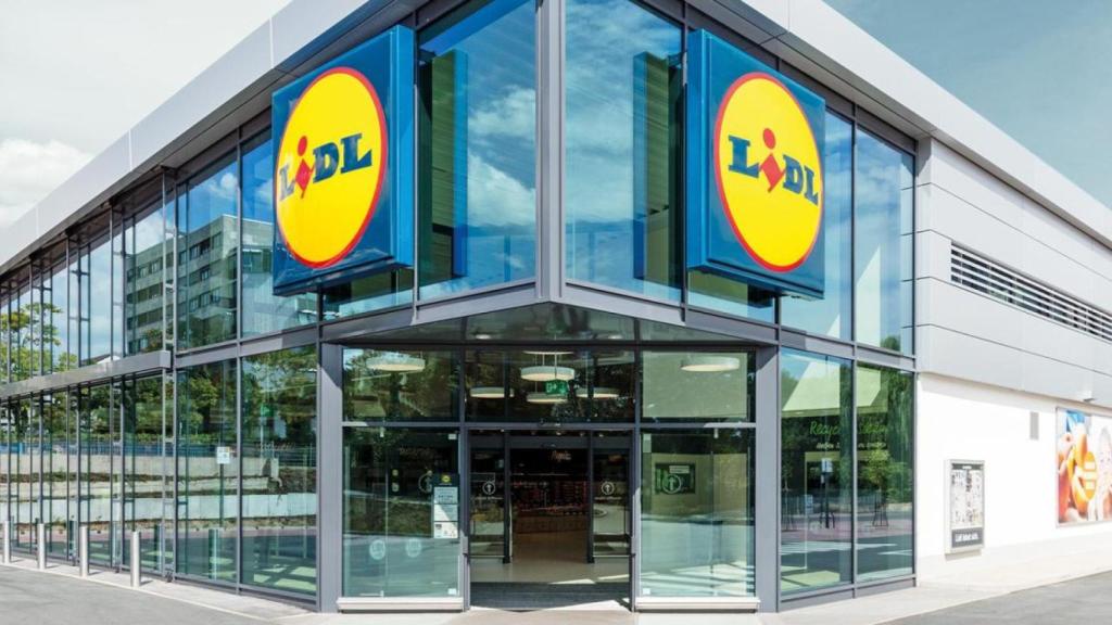 Fachada Lidl.