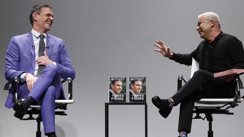 El presidente del Gobierno, Pedro Sánchez, este lunes durante la presentación de 'Tierra Firme', su nuevo libro.