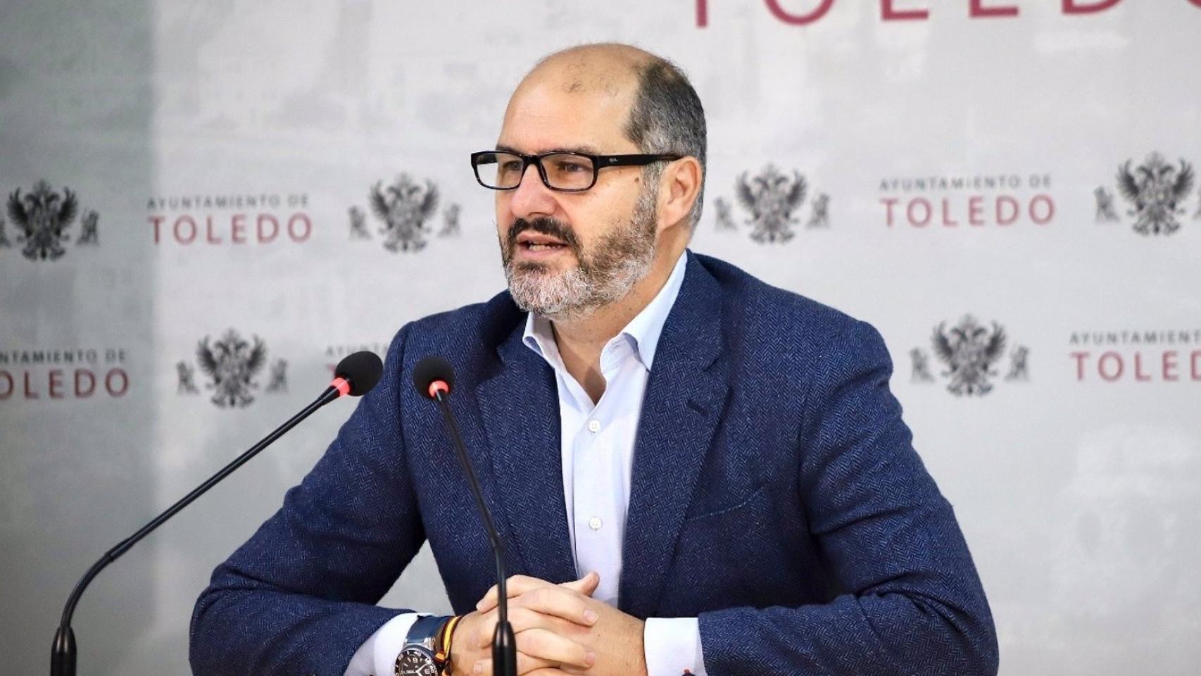 José Manuel Velasco, concejal de Turismo, Vivienda y Relaciones con la UCLM. Foto: Ayuntamiento de Toledo.