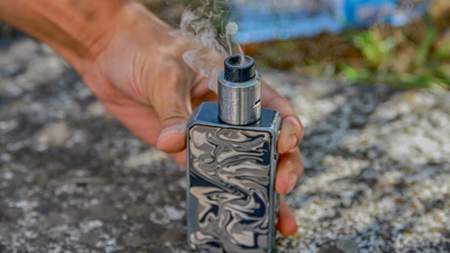 Un vapeador.