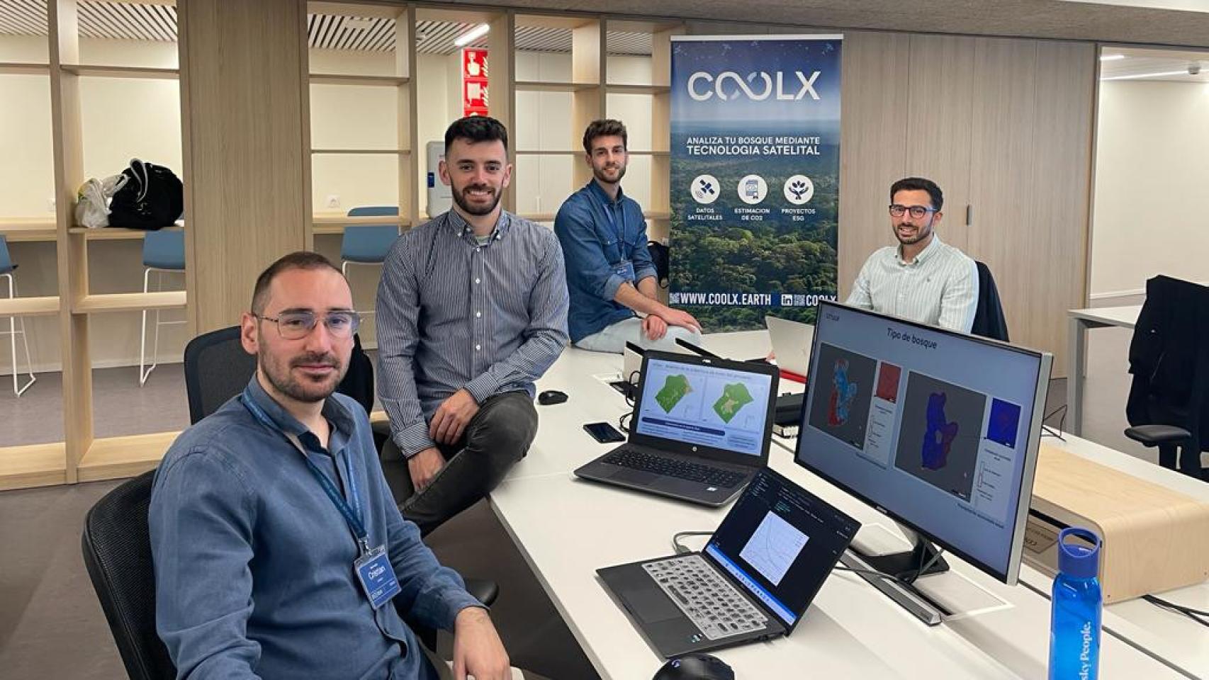 De izquierda a derecha: Cristian Jiménez (CTO), Jose Antonio Sánchez (CPO), Bruno Domínguez (CEO) y Emilio Muela (COO).