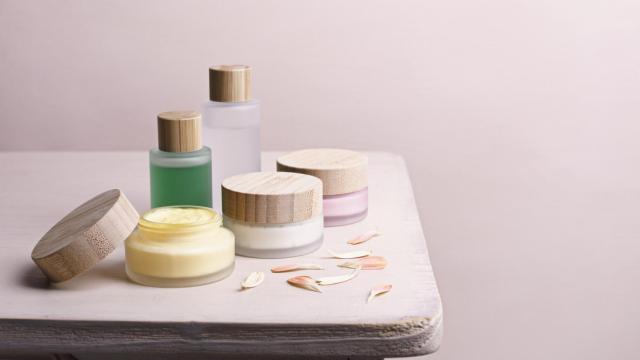 Productos naturales para el cuidado de la piel.