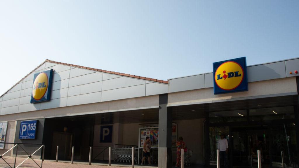 Fachada Lidl.