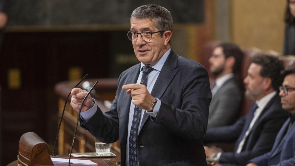 El portavoz del PSOE en el Congreso, Patxi López, este martes defendiendo la Ley de Amnistía.