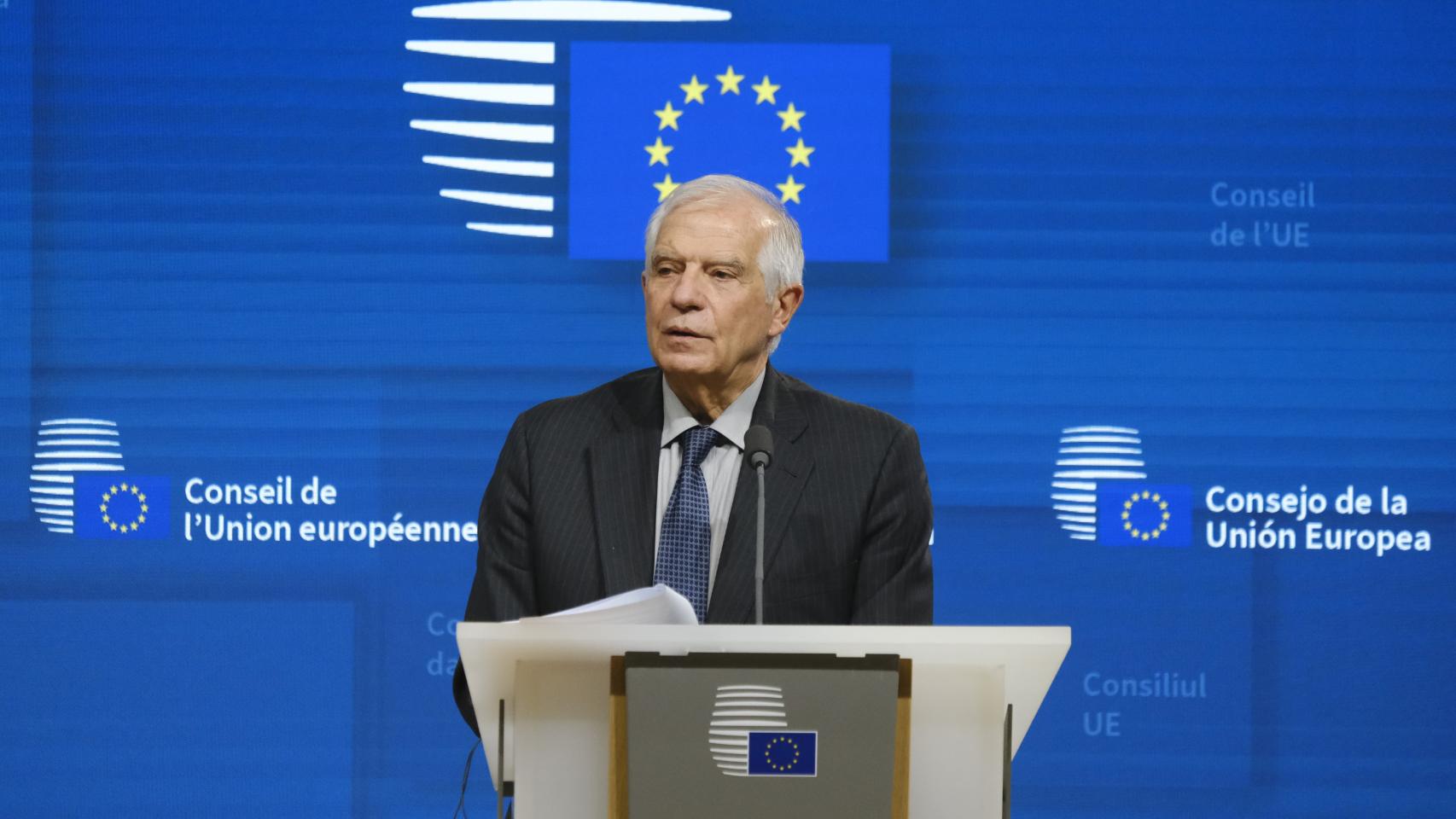 El jefe de la diplomacia comunitaria, Josep Borrell, durante una rueda de prensa este lunes en Bruselas
