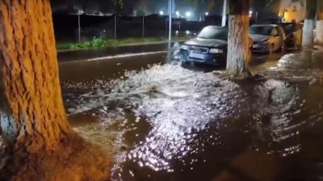 Lora del Río se queda otra vez sin agua, ahora por la rotura de una tubería