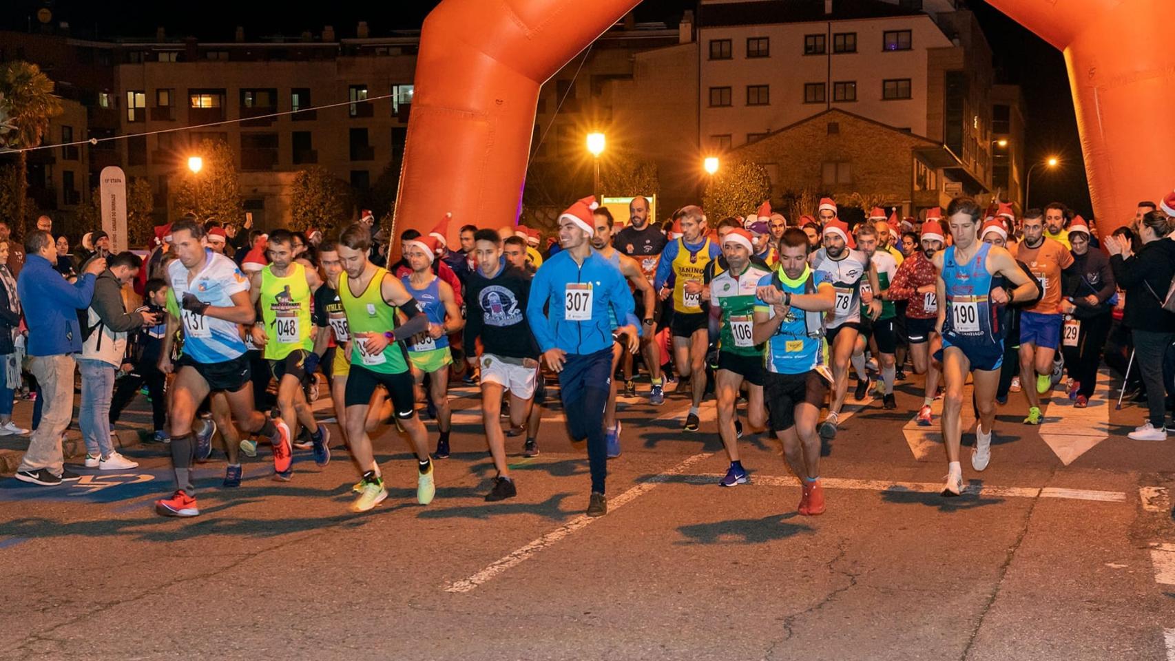 Imagen de una edición anterior de la San Silvestre entre Salvaterra y Monçao.
