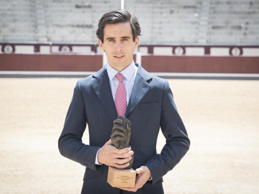 Juan Ortega recibiendo un premio en Madrid, en junio de 2021.