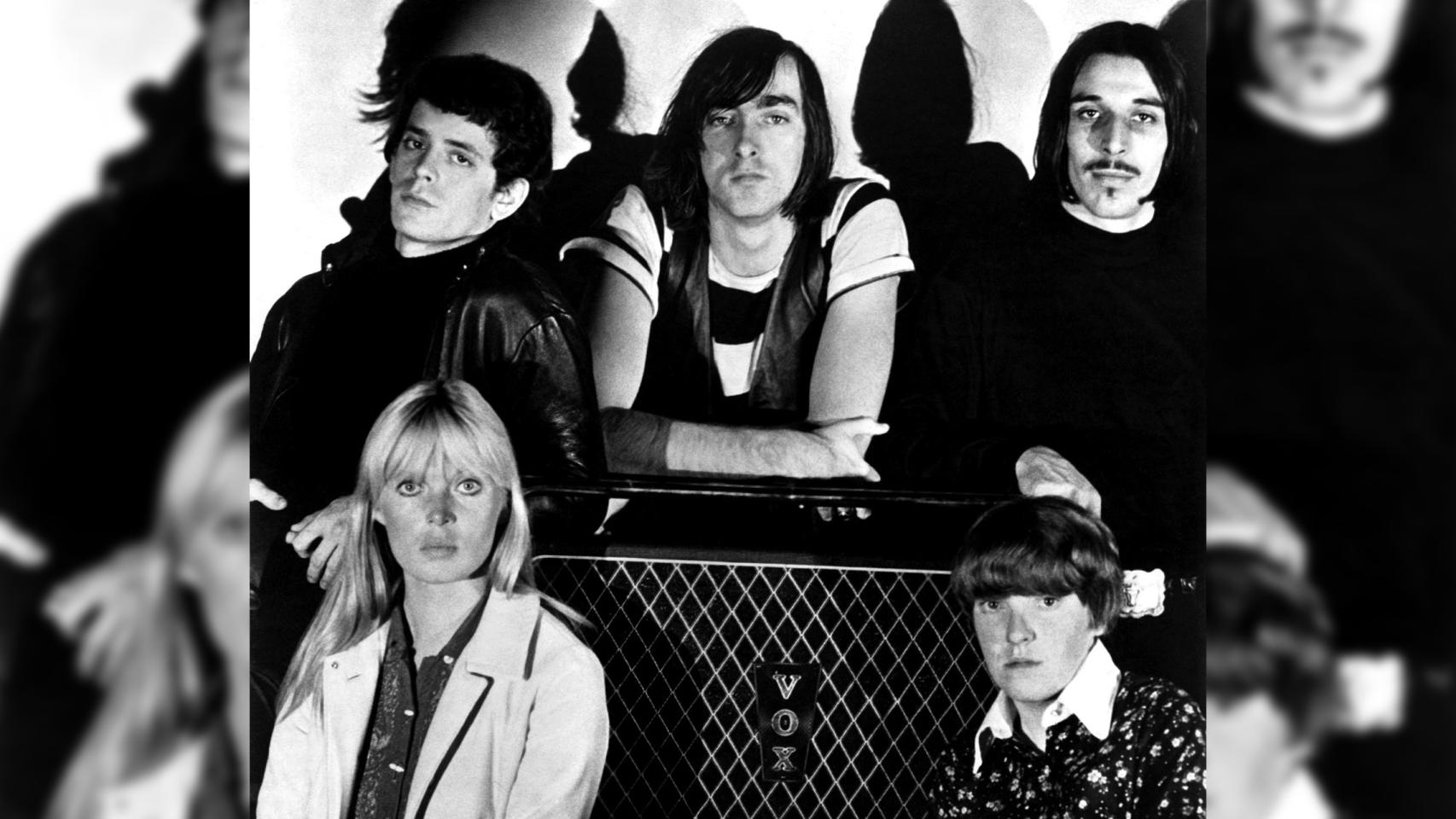 Desde arriba a la izda. en sentido horario: Lou Reed, Sterling Morrison, John Cale, Moe Tucker y Nico. Foto: MGM/Verve