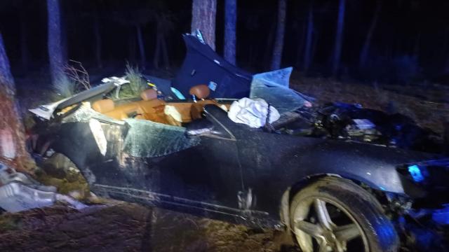 El estado de uno de los coches tras la colisión en Coca