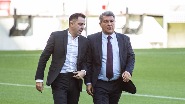 Xavi Hernández y Joan Laporta en una imagen de archivo.