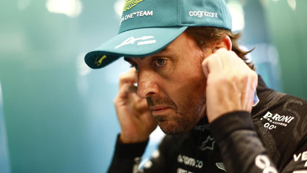 Fernando Alonso, durante su última carrera con Aston Martin.