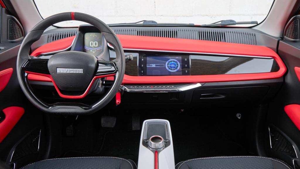 Interior del Invicta Pocco.