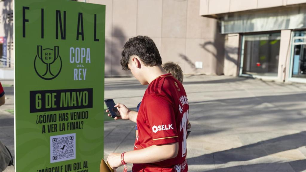 Cartel en La Cartuja de la final de Copa del Rey sostenible de este año
