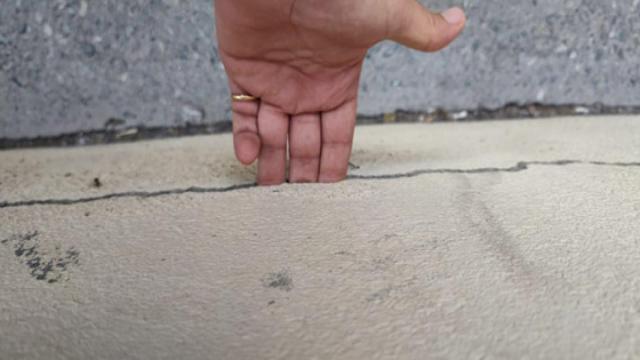 Goteras, grietas, ventanas rotas... La situación de Correos en Talavera de la Reina