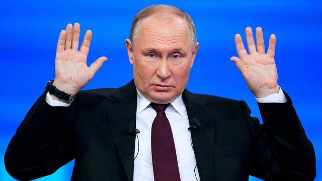 El presidente ruso Putin celebra su conferencia de prensa anual en Moscú.