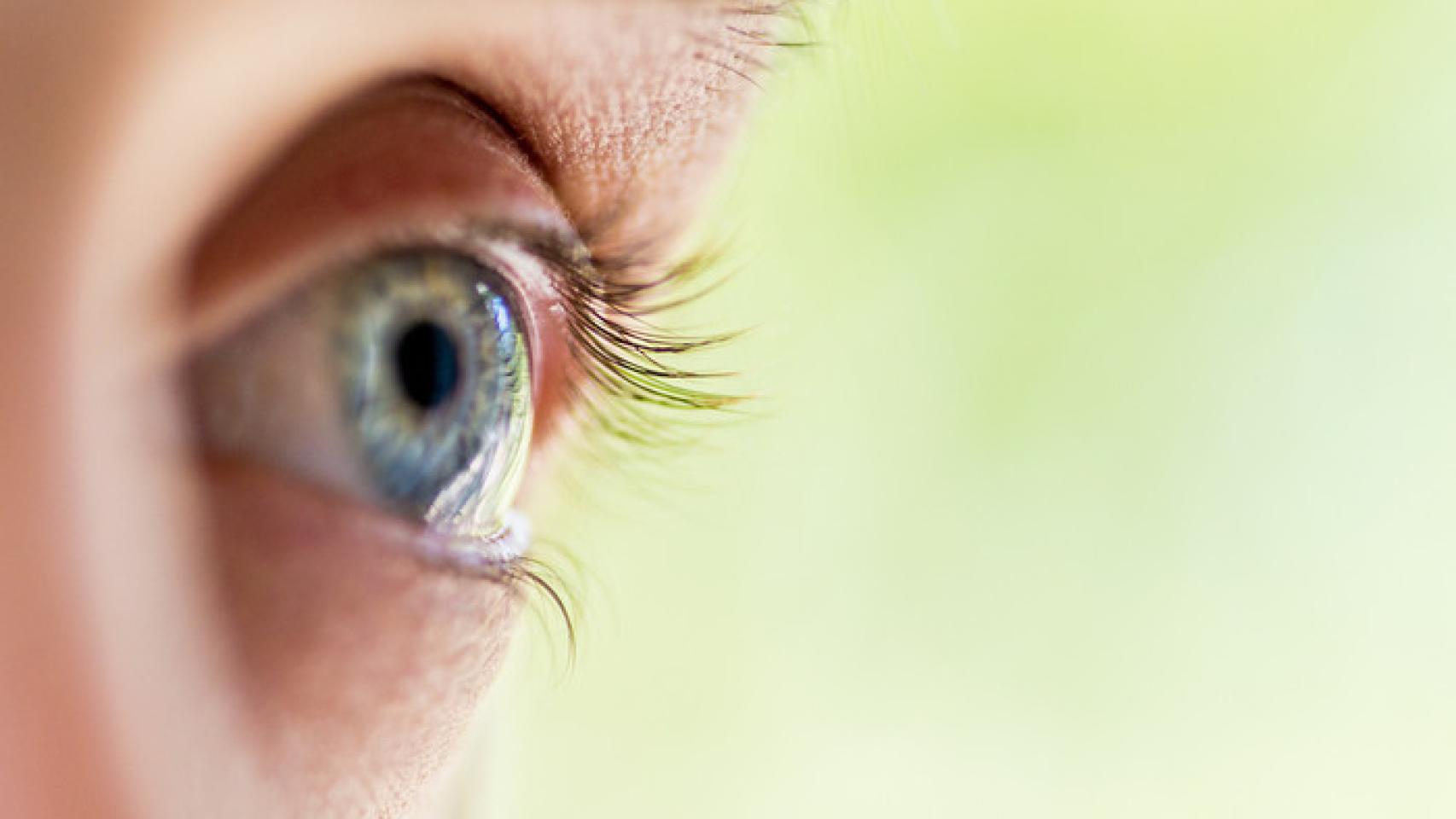 Imagen de archivo de un ojo en detalle.