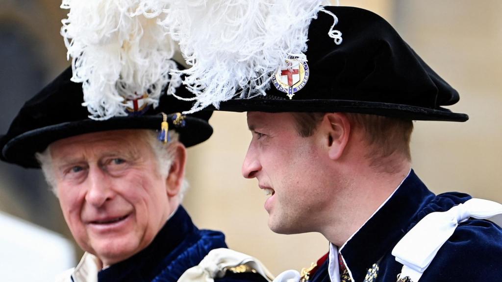 Carlos y Guillermo en el Palacio de Windsor en 2022.