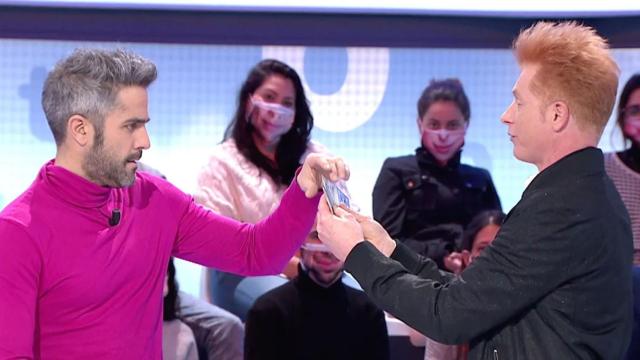 Roberto Leal y el Mago Yunke en 'Pasapalabra'.