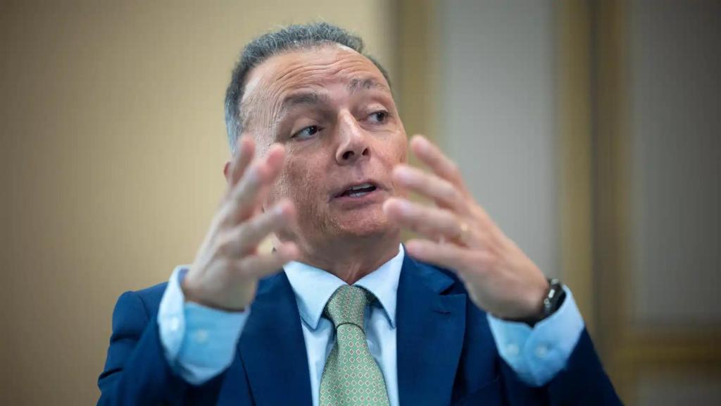 La CEV pide que el puerto de Alicante mire al sector agroalimentario de Murcia y Almería