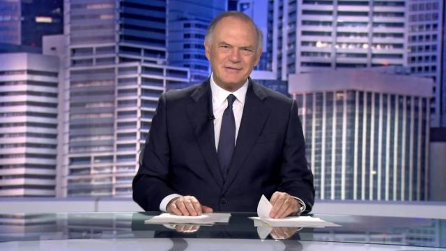 Pedro Piqueras habla del primer día de Franganillo en Telecinco y cuenta qué pasará con el skyline de Singapur