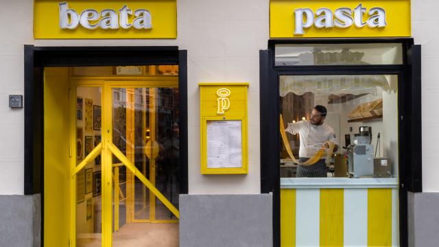 Fachada del nuevo restaurante Beata Pasta.