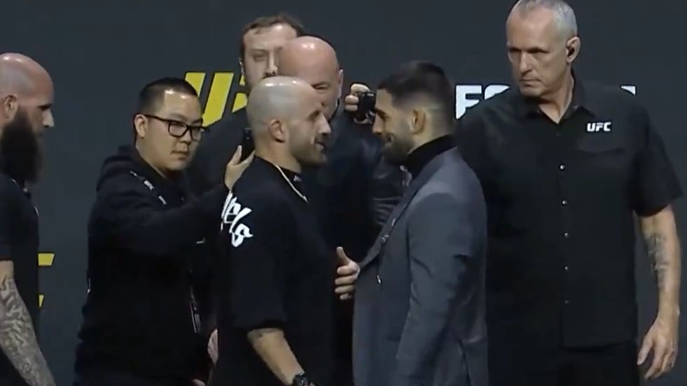El primer careo entre Volkanovski e Ilia Topuria