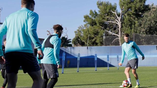 La plantilla del Málaga CF prepara el partido contra el Algeciras.