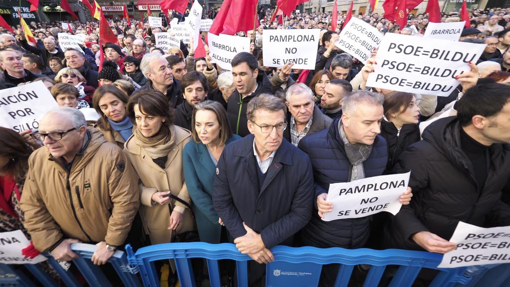 El presidente del Partido Popular, Alberto Núñez Feijóo, en la concentración en Pamplona contra la moción de censura.