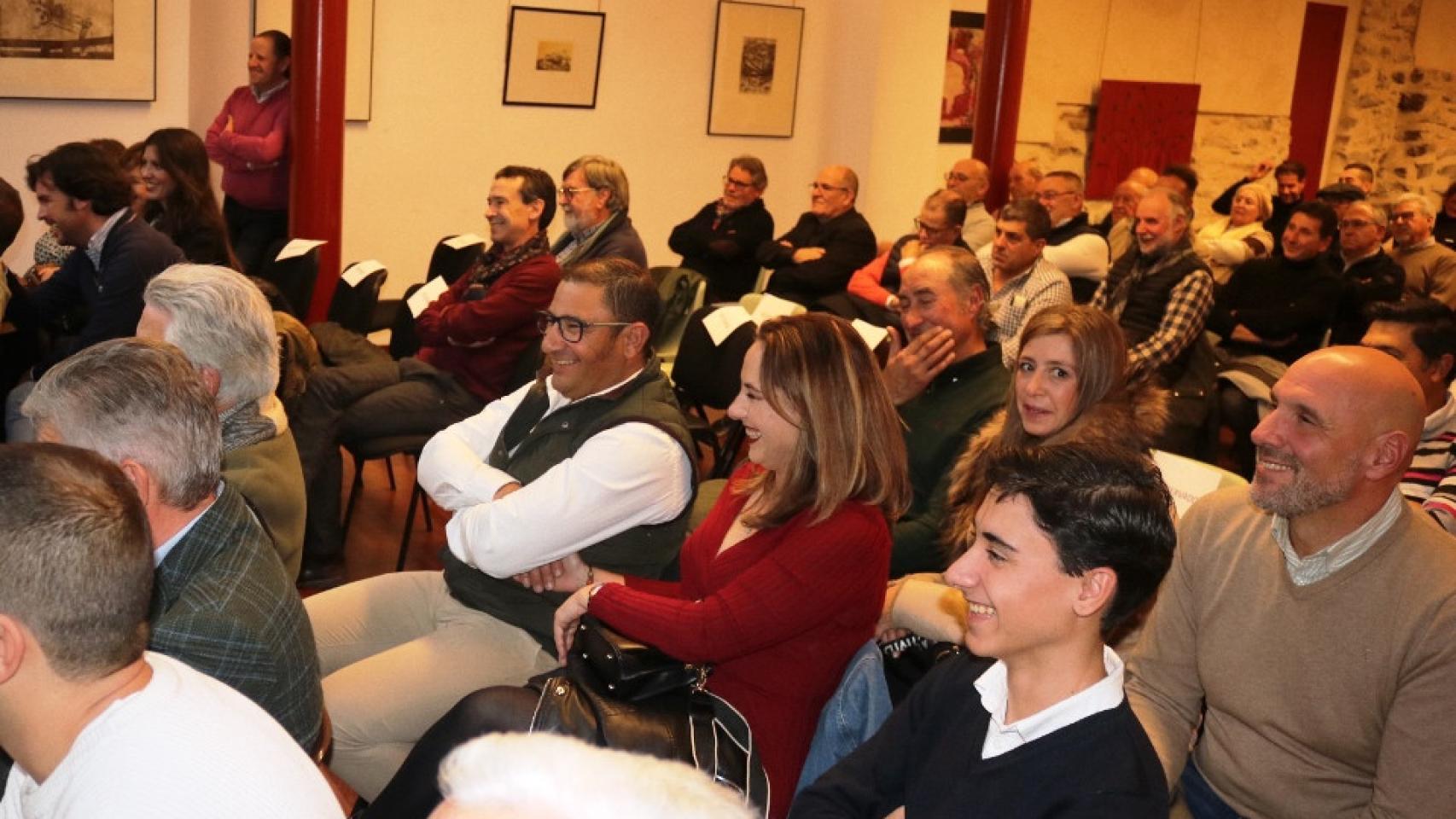 Las mejores imágenes de una tarde de vino, queso y toros en Arévalo
