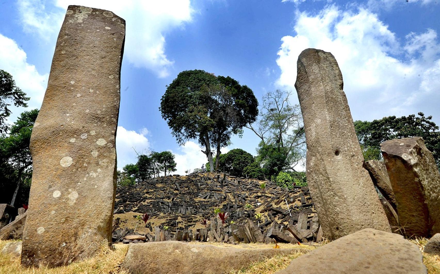 Megalitos en el yacimiento