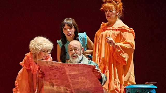 Un momento de 'Los bufos madrileños'. Foto Sergio Parra