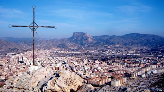 Cruz de Bolón, en Elda.