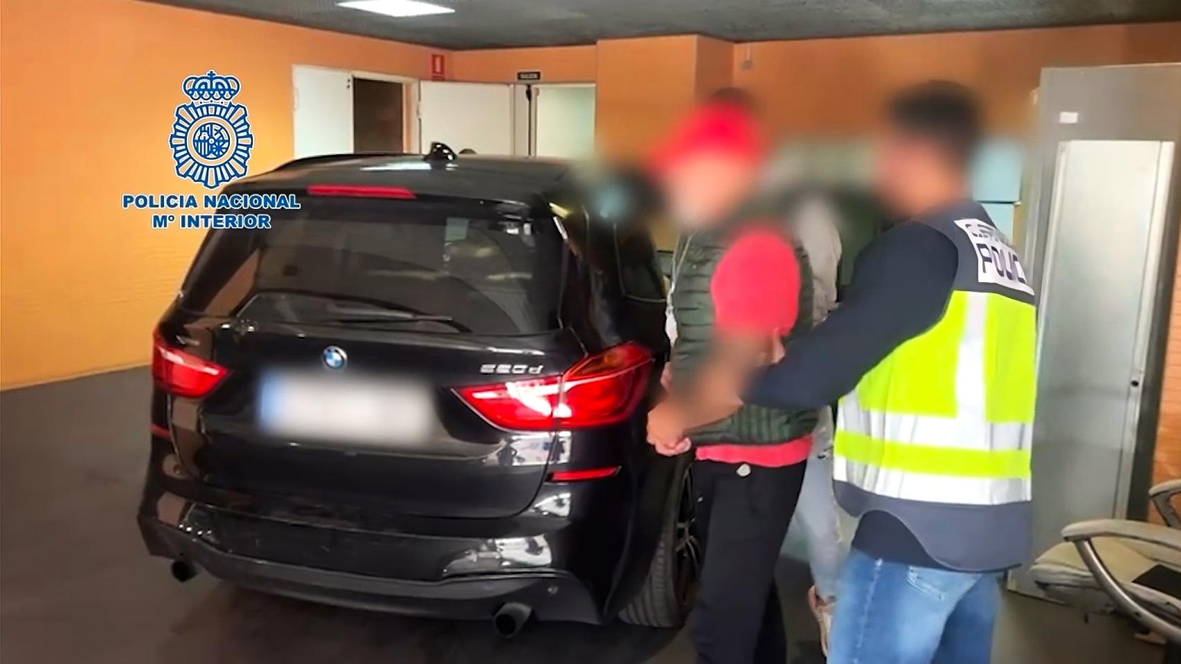 El detenido está acusado en Albania del asesinato de dos personas.