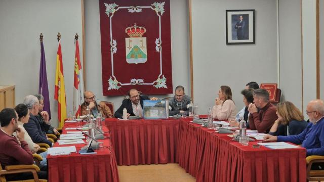 Imagen de un pleno del Ayuntamiento de Tordesillas.