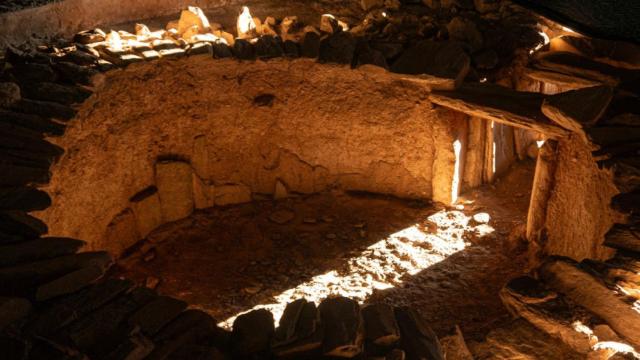 El sepulcro de Huerta Montero en Almendralejo durante el solsticio de invierno.
