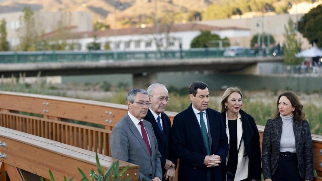 Una imagen de la convocatoria de esta tarde, en el río.