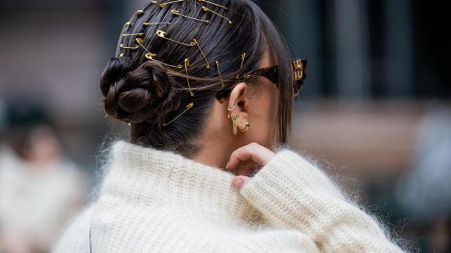 Vista de un peinado de fiesta.
