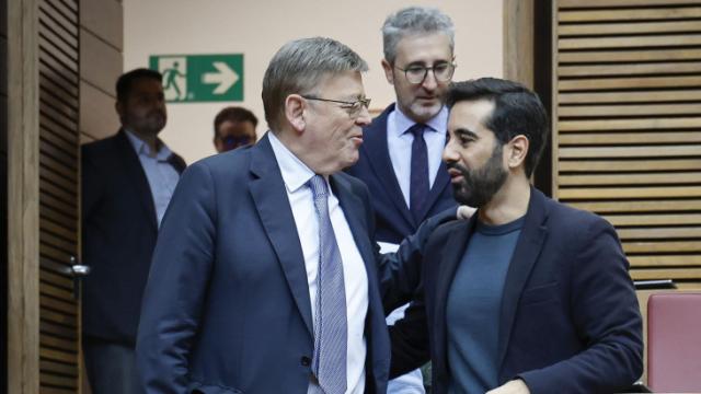 Ximo Puig y José Muñóz. José Cuellar (Corts Valencianes)