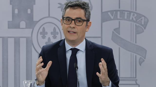 Bolaños, ministro de la Presidencia y Justicia, en la rueda de prensa posterior a la reunión del Consejo de Ministros, este martes en Moncloa.