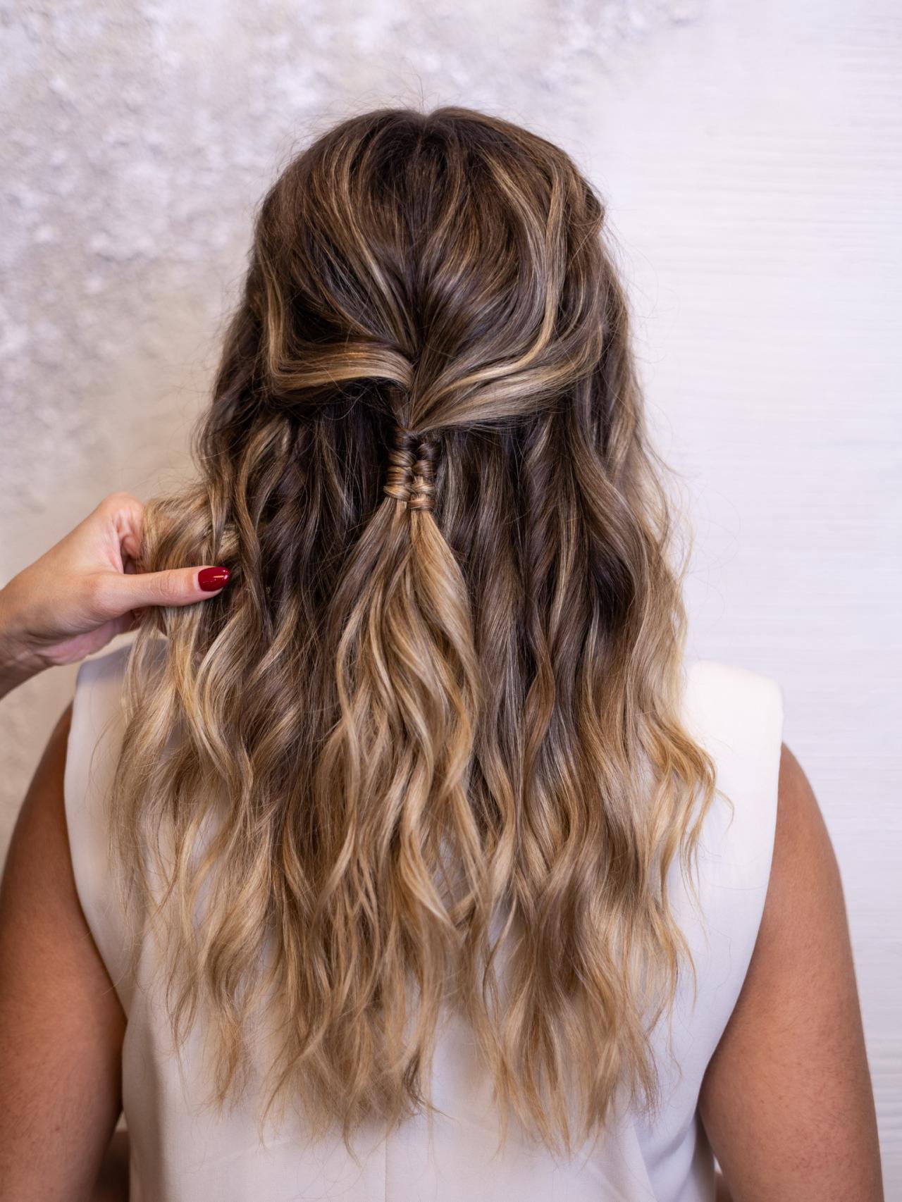 Semirecogido trenzado.