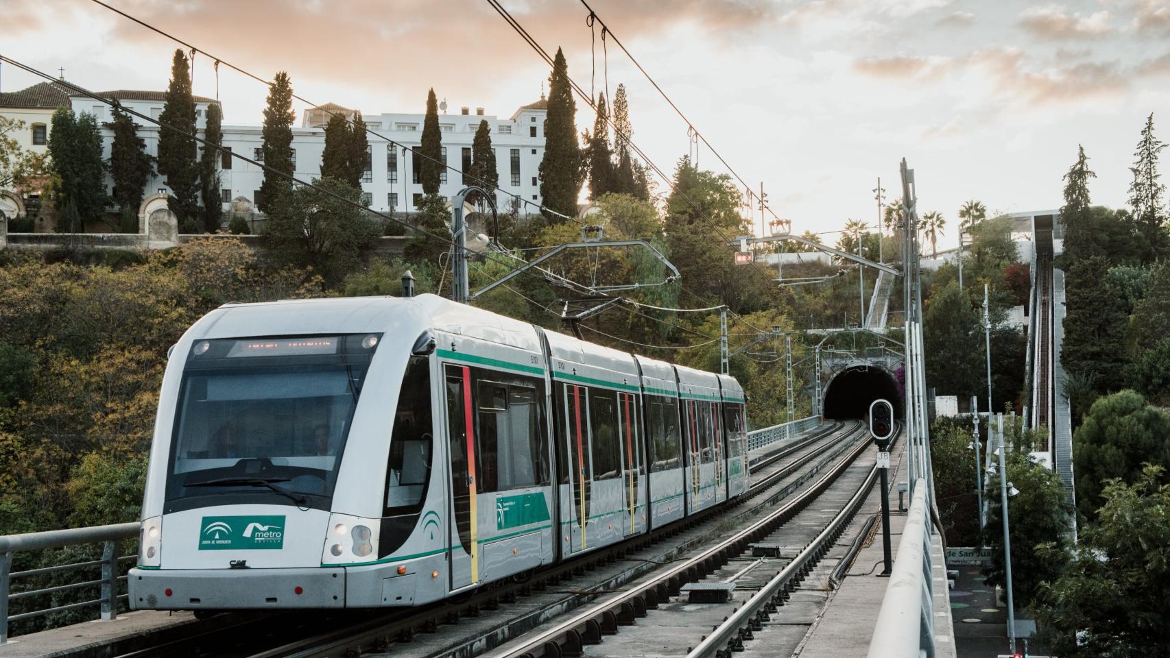 metro-sevilla-twitter (1)