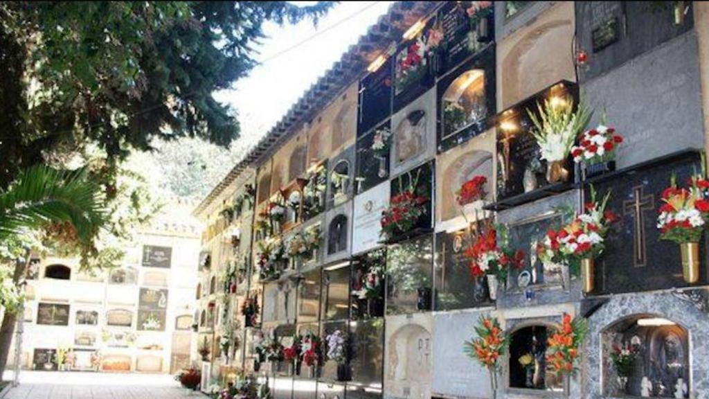 Cementerio de Jumilla donde descansa el hermano de esta víctima de abusos sexuales.