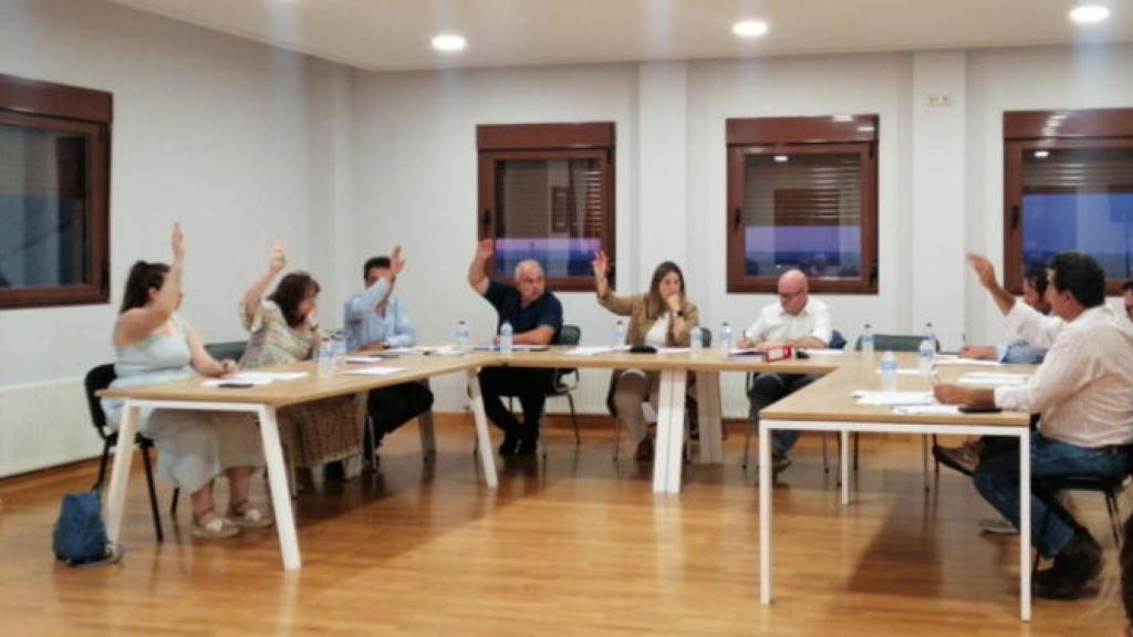 Un pleno del Ayuntamiento de Carrascal de Barregas